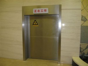 防護(hù)鉛板門